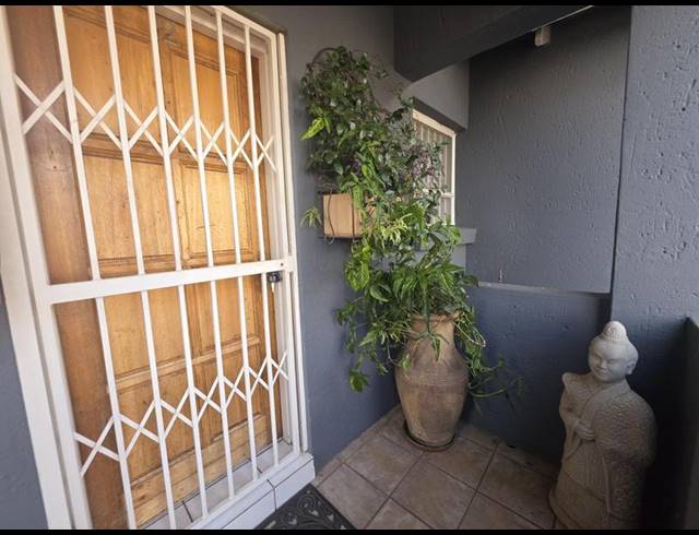 3 BEDROOM TOWNHOUSE FOR SALE IN NEW REDRUTH